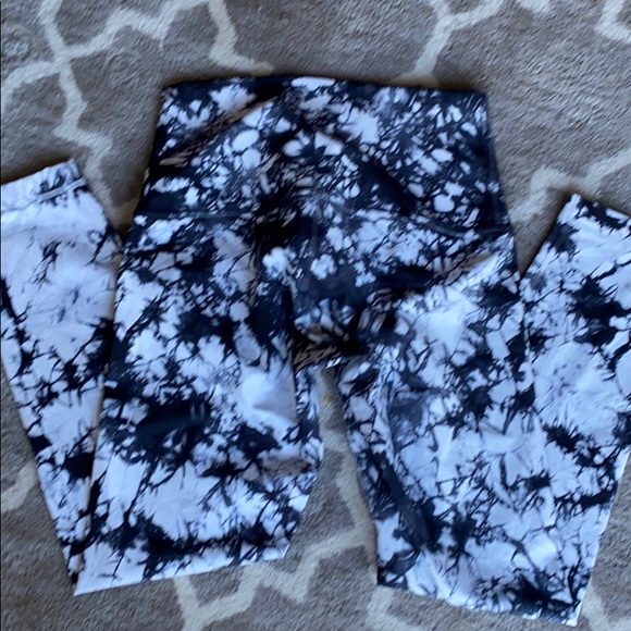 Lululemon Shibori Wunder Under Pant High Rise 6 - Picture 2 of 7